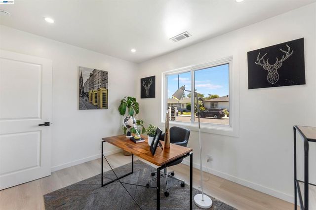 7832 Gardella Dr, Dublin, CA 94568