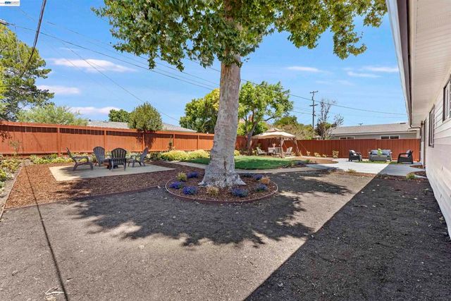 7832 Gardella Dr, Dublin, CA 94568