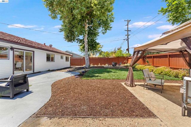 7832 Gardella Dr, Dublin, CA 94568