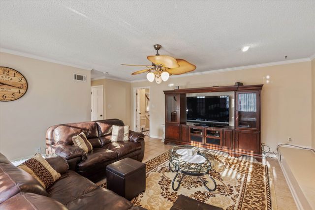 2888 FARINDON CV, Germantown, TN 38138