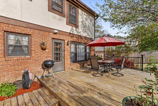 2888 FARINDON CV, Germantown, TN 38138