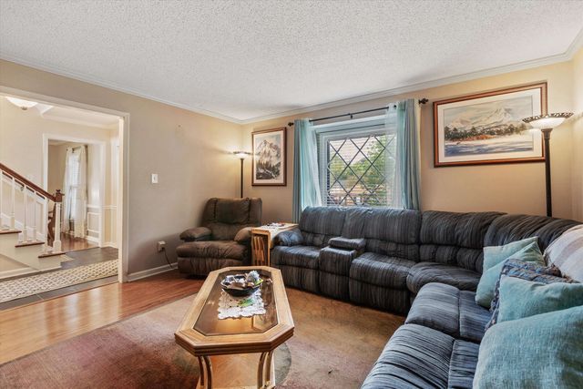 2888 FARINDON CV, Germantown, TN 38138