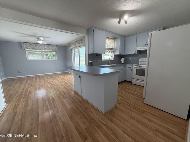 4019 HUNTINGTON FOREST Boulevard, Jacksonville, FL 32257