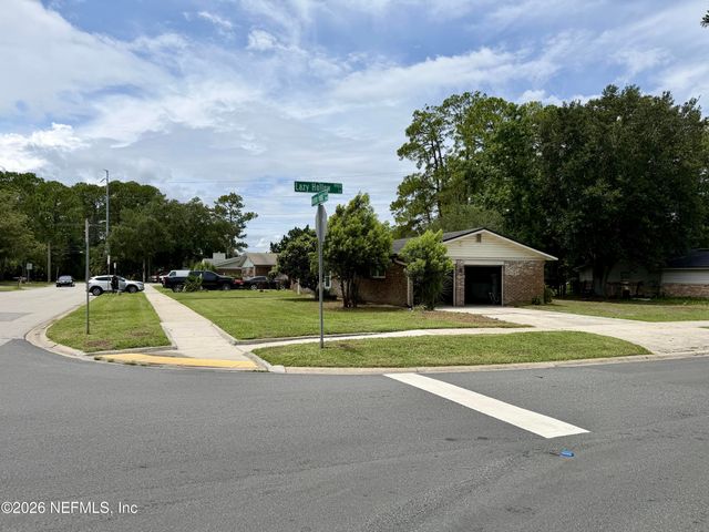 4019 HUNTINGTON FOREST Boulevard, Jacksonville, FL 32257
