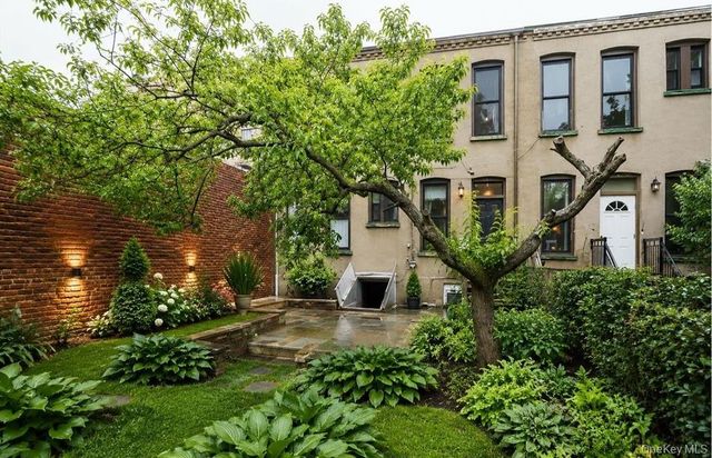 6415 Myrtle Avenue, Ridgewood, NY 11385