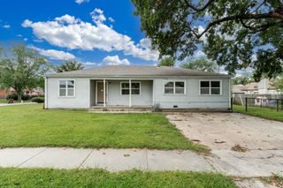 2111 E Random Rd, Wichita, KS 67214
