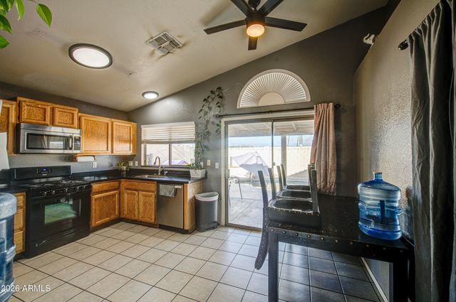 8673 N 112TH Avenue, Peoria, AZ 85345