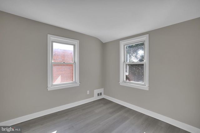 2411 SAVANNAH ST SE, Washington, DC 20020