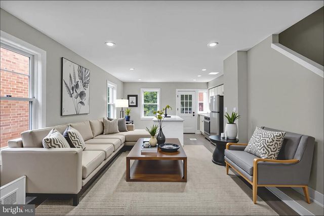 2411 SAVANNAH ST SE, Washington, DC 20020