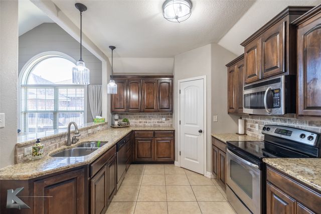 334 Lollipop Trail, Abilene, TX 79602