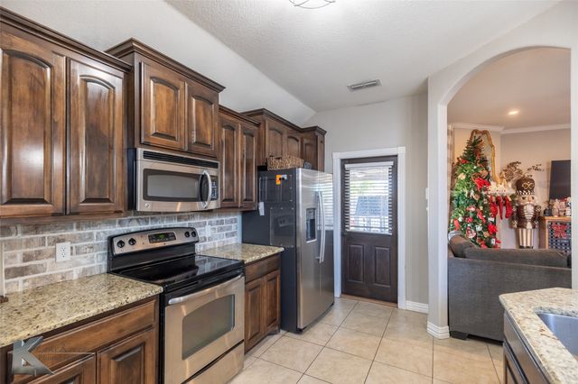 334 Lollipop Trail, Abilene, TX 79602