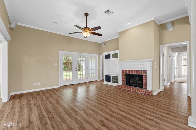 10540 Plum Creek Drive, Shreveport, LA 71106