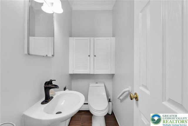 159 Jonathan Drive, Palmer Twp, PA 18045