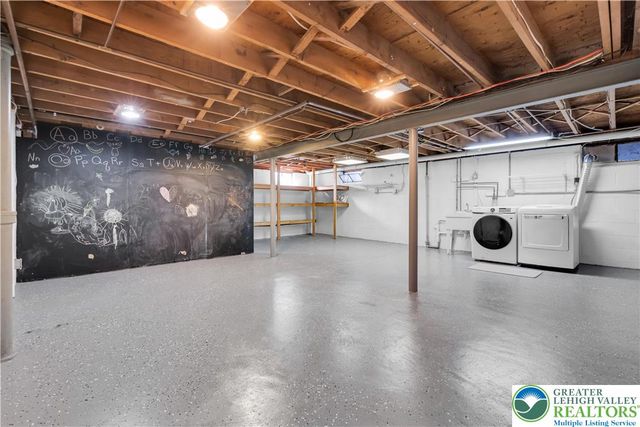 159 Jonathan Drive, Palmer Twp, PA 18045