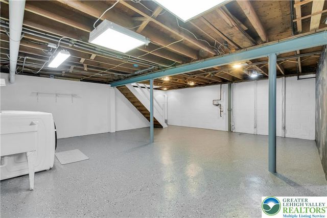 159 Jonathan Drive, Palmer Twp, PA 18045