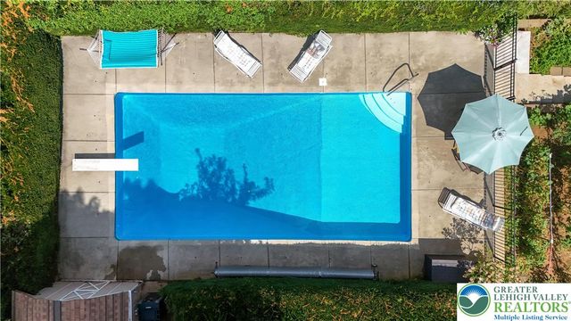 159 Jonathan Drive, Palmer Twp, PA 18045