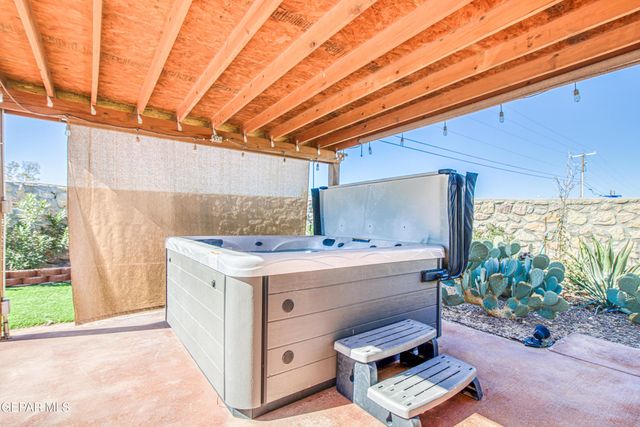 971 Brudenal Place, Horizon City, TX 79928