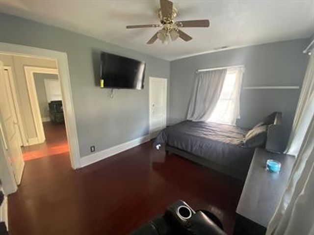 315 W 14th St, Columbia, TN 38401