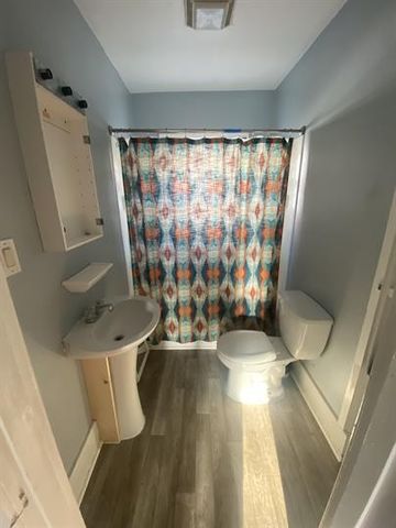 315 W 14th St, Columbia, TN 38401