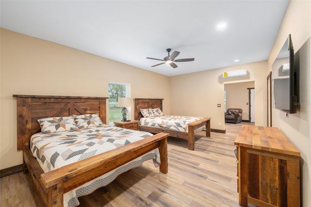 13869 S HWY 475, Summerfield, FL 34491