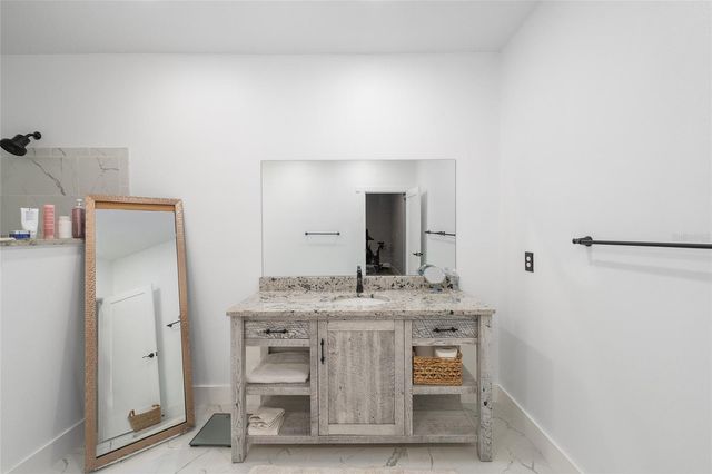 13869 S HWY 475, Summerfield, FL 34491