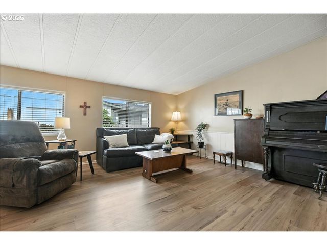 14204 Ne 10TH Ave 69, Vancouver, WA 98685