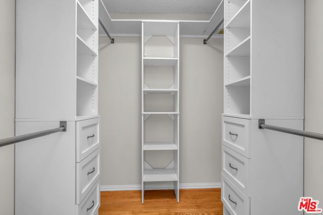 9061 Keith Avenue 204, West Hollywood, CA 90069
