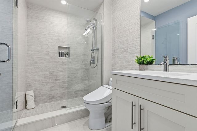 274 Sumner St 3, Boston, MA 02128