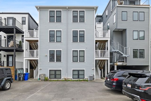 274 Sumner St 3, Boston, MA 02128