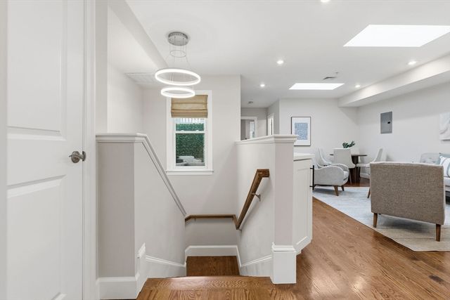 274 Sumner St 3, Boston, MA 02128