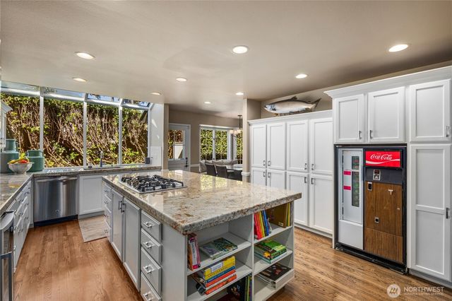 27 Forest Glen Lane SW, Lakewood, WA 98498