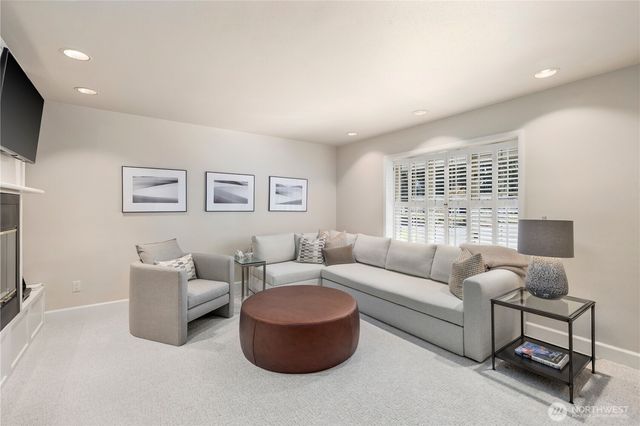 27 Forest Glen Lane SW, Lakewood, WA 98498