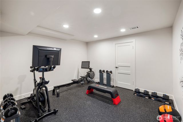 27 Forest Glen Lane SW, Lakewood, WA 98498