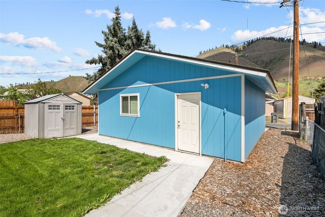 209 Elberta Avenue, Cashmere, WA 98815
