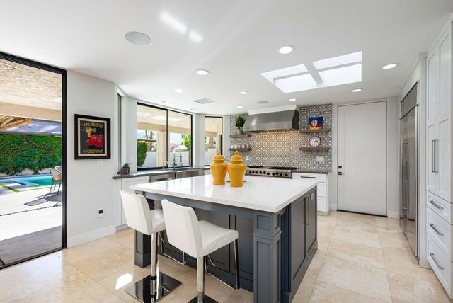 30 Dartmouth Drive, Rancho Mirage, CA 92270