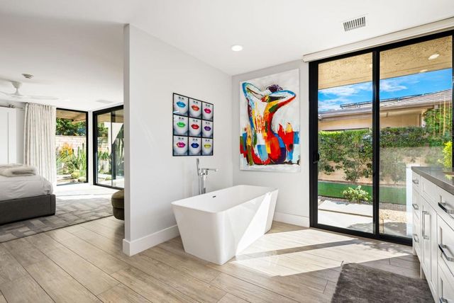 30 Dartmouth Drive, Rancho Mirage, CA 92270