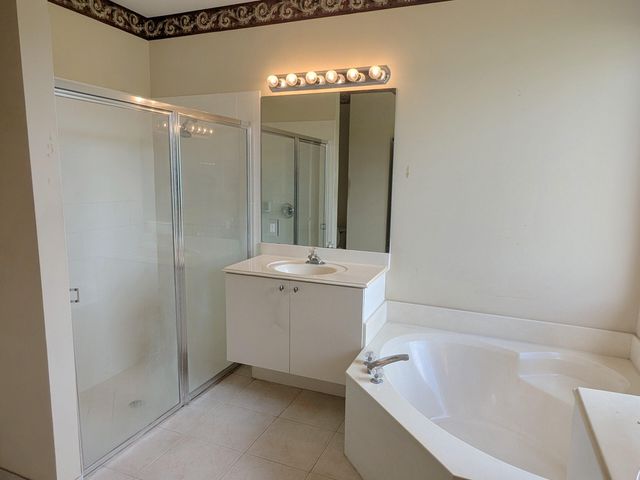 2119 NW MARSH RABBIT Lane, Jensen Beach, FL 34957