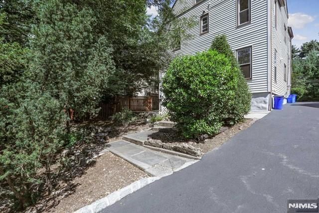 50 Hillside Avenue 3rd Floor, Tenafly, NJ 07670