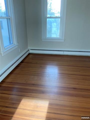 50 Hillside Avenue 3rd Floor, Tenafly, NJ 07670