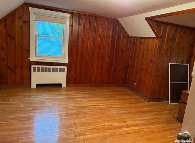 83 Stephan Marc Lane, New Hyde Park, NY 11040