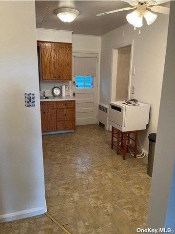 83 Stephan Marc Lane, New Hyde Park, NY 11040