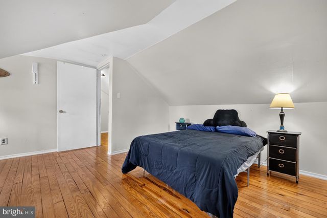 119 ELM AVE, Maple Shade, NJ 08052
