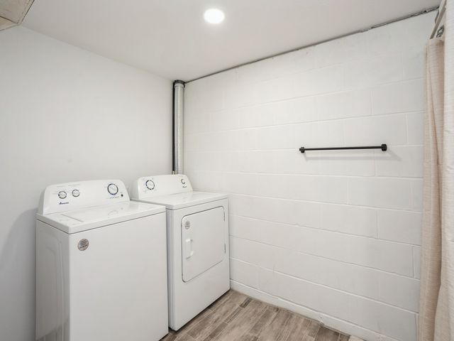 5323 Highway F36 Highway W, Newton, IA 50208