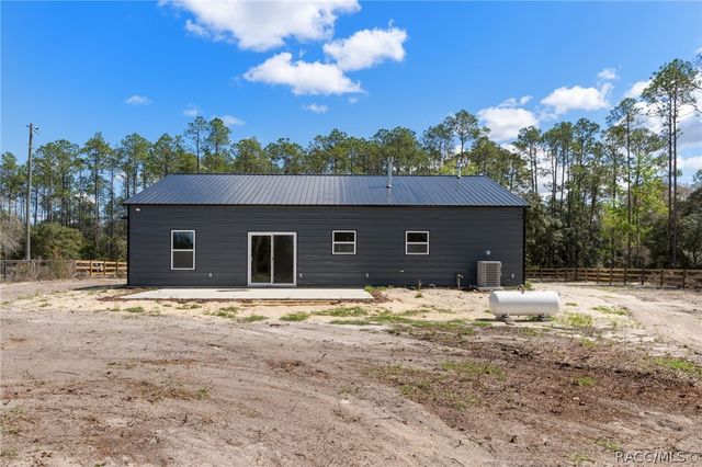 3020 SW Westwater Drive, Dunnellon, FL 34431