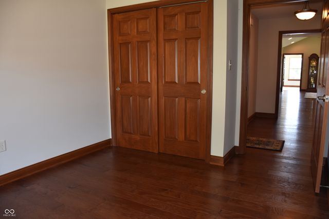 4765 W Harrisburg Court, New Palestine, IN 46163