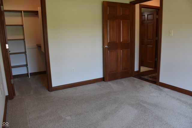 4765 W Harrisburg Court, New Palestine, IN 46163