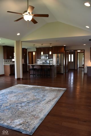 4765 W Harrisburg Court, New Palestine, IN 46163
