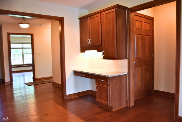 4765 W Harrisburg Court, New Palestine, IN 46163