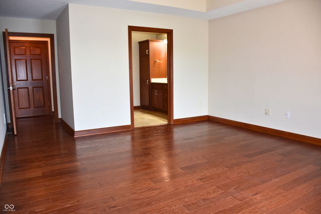 4765 W Harrisburg Court, New Palestine, IN 46163