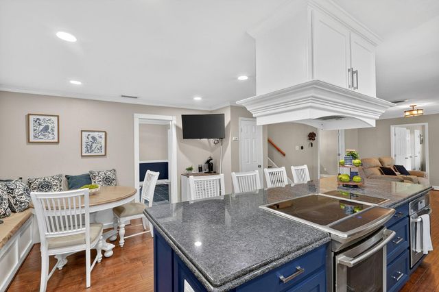 913 Park Lane, Bryan, TX 77802